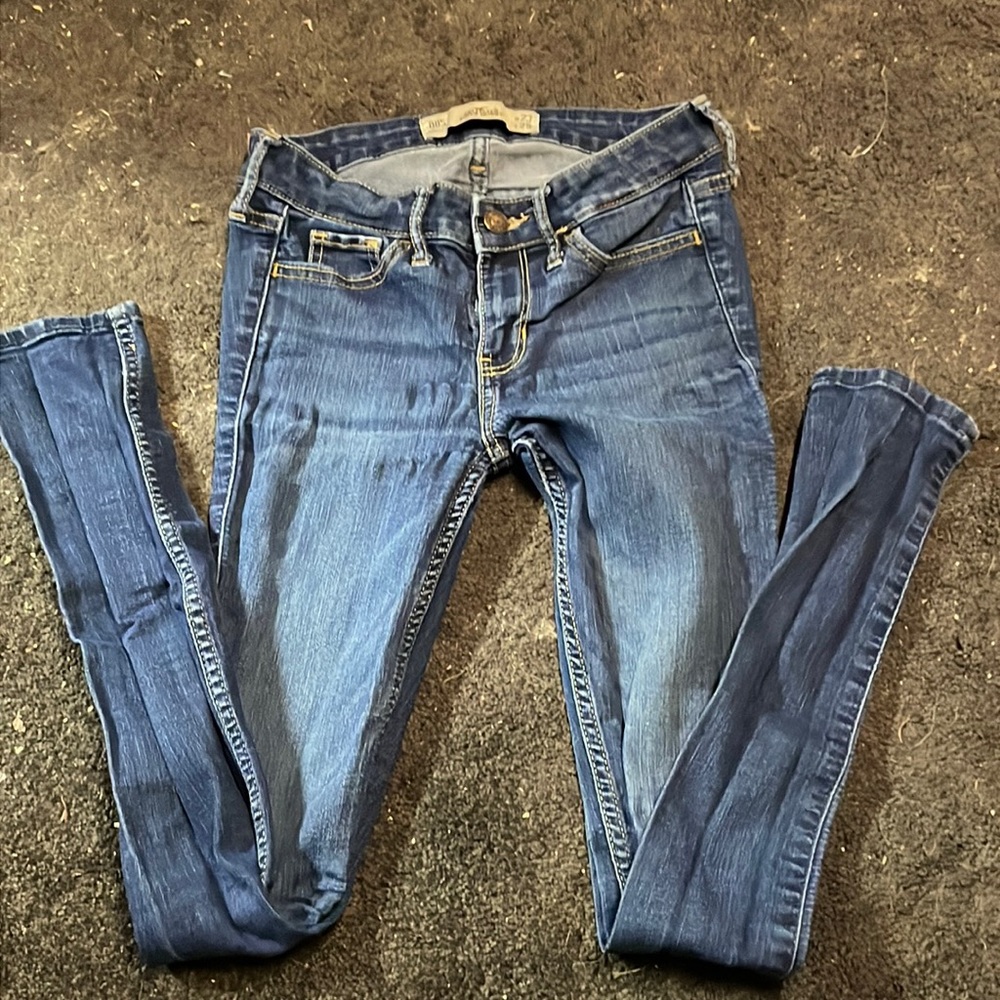Hollister dark wash jeans Size:00S